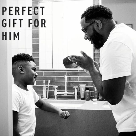 Bevel Essential Safety Razor Starter Kit - Picture 3 of 8